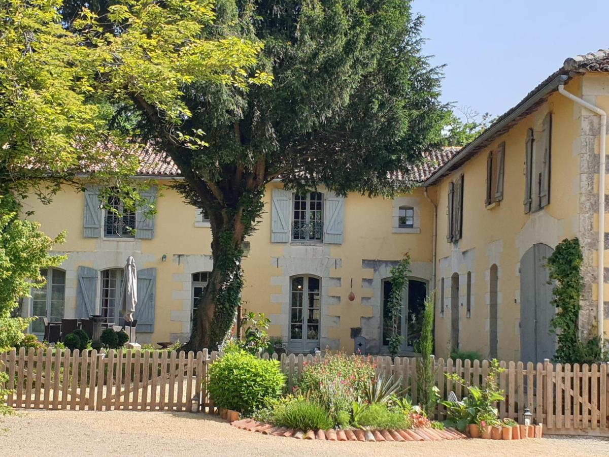 L'Olivier Villa Monts-sur-Guesnes Exterior foto